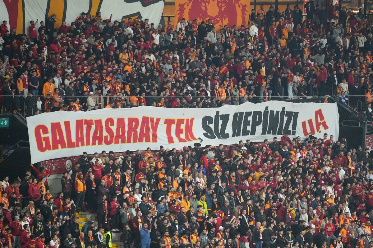 GALATASARAY TEK, SİZ HEPİNİZ!

#ultrAslan