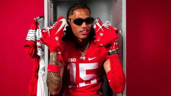 BOOM! Five-star WR Chris Henry Jr. has announced he will sign with Ohio State!

Henry has been committed to the Buckeyes for two years and will stick with it.

Ryan Day held off a strong challenge from Oregon to get this done.

HUGE for the Buckeyes!