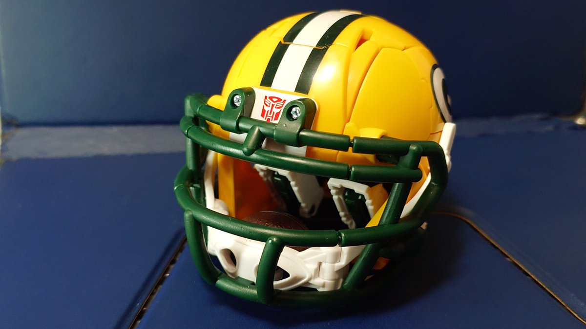 トランスフォーマー　NFL　コラボ　アメフト トランスフォーマー コラボ NFL アメフト スターブリッツ クロ蔵 | 集