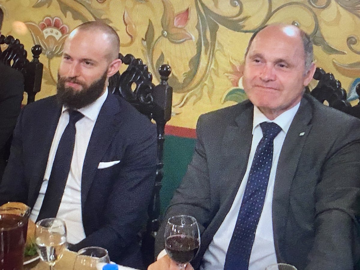 JuleeMein tweet media