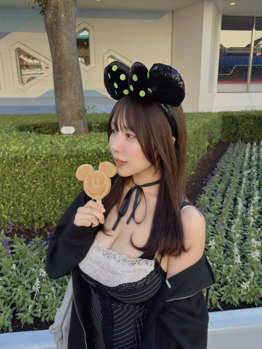 ディズニーデートする？🐭💚✧ https://t.co/TAz9jzZ6vi