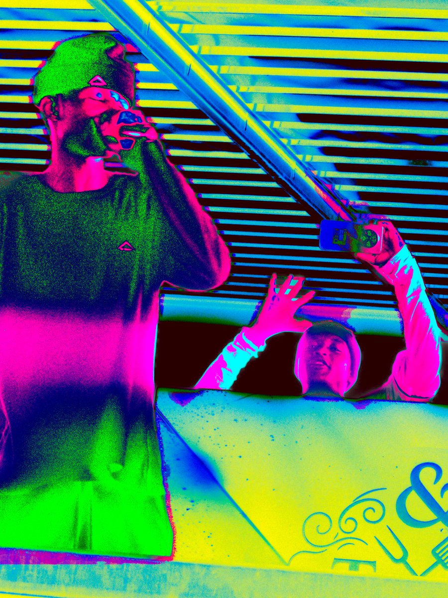 $upreme808 tweet media