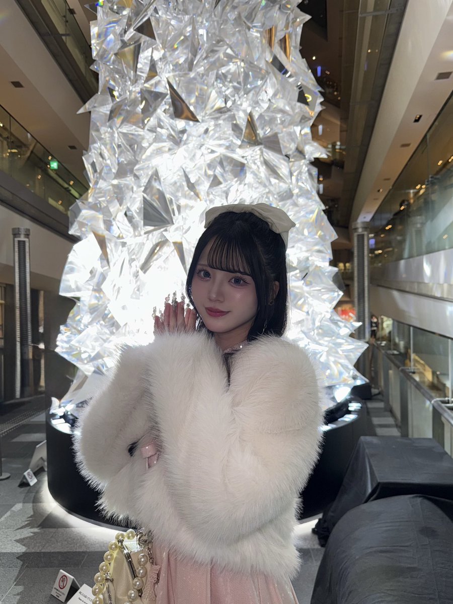 加藤 すみれ【MEOWMEW】 tweet media