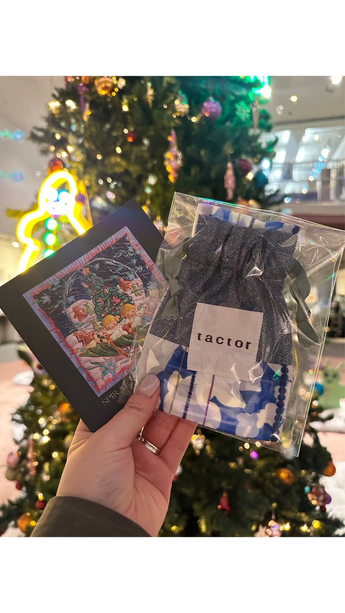 Tactor_jp's tweet photo. 🎄Spiral Xmas Market 2025 がスタートしました🎄
—
📅 日時:
2025年12月5日(金)〜9日(火)
・5日(金) 15:00–20:00
・6日(土) 11:00–20:00
・7日(日)〜9日(火) 11:00–19:00
📍スパイラル @SPIRAL_jp (表参道駅すぐ)
—
ホリデームード溢れる会場へ、ぜひお越しください #tactor https://t.co/rG2pztvtZf