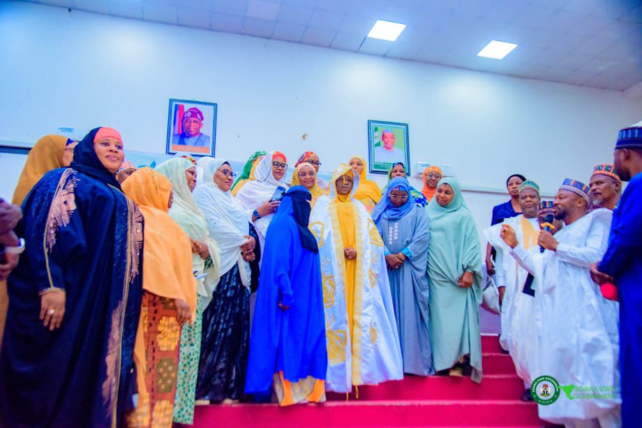 FirstLadyJigawa's tweet photo. Wednesday will forever remain a memorable and deeply meaningful day in my life, for my family, and for the wonderful people of our beloved state.

I had the honour of being recognized as the National Ummul Aytam — the Mother of Orphans of Nigeria.
This prestigious recognition was conferred by the National Orphans Qur’anic Recitation Competition Council.

I accept this honour with profound humility and gratitude. Caring for orphans is not just an obligation—it is a calling, a responsibility, and a sacred trust from Almighty Allah. Every effort we make in supporting orphans is an investment in their dignity, their future, and the future of our dear nation.

Over the years, we have remained committed to uplifting the lives of orphans through educational materials, school uniforms, personal essentials, mentorship, and programmes designed to give them hope and opportunity. Just last month, I had the privilege of sponsoring the State Orphans Qur’anic Recitation Competition held in our state capital—an event that brought joy, inspiration, and encouragement to many young children.

I sincerely appreciate the Council for recognizing these efforts and deeming them worthy of this national honour. I am equally grateful to everyone who has supported our initiatives, believed in our mission, and walked with us on this journey of compassion.

My commitment remains unwavering: to continue serving, advocating for, and supporting orphans across Nigeria with love, empathy, and dedication.

May Almighty Allah guide us, strengthen us, and reward every act of kindness.
Amin.

Hajiya Hadiza Umar A. Namadi
First Lady, Jigawa State
