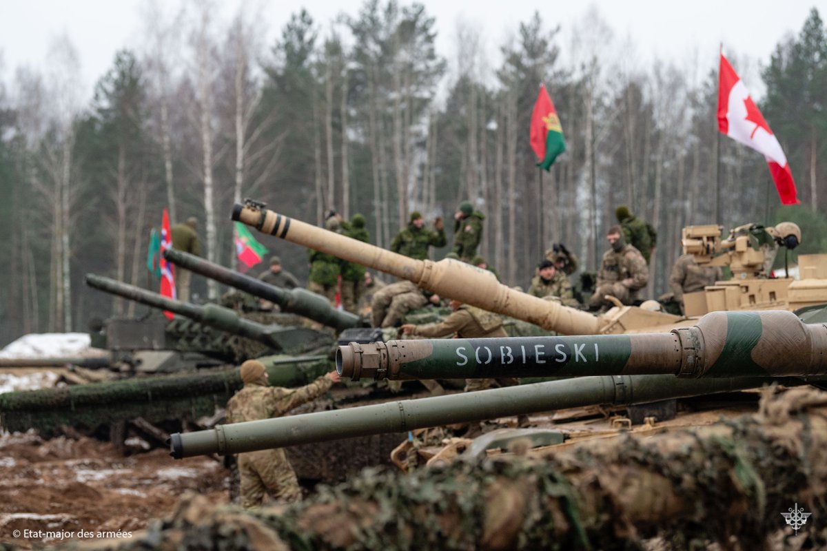 NATOMNBLatvia's tweet photo. #FirepowerFriday calls for some heavy hitters, 👀 these steel beasts in action during #IRONSPEAR, photos from our friends at @FrForcesEstonia
#DeterAndDefend #WeAreNATO #BalticDefence https://t.co/WkBeuSTciP