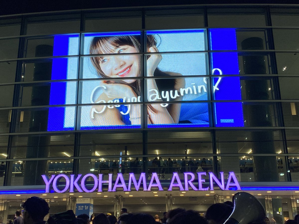 hpmikumm20's tweet photo. いつも思うこと。
横アリ終演後のビジョンがとっても素敵。
#モーニング娘25 
#横山玲奈 https://t.co/5kupLU0esh