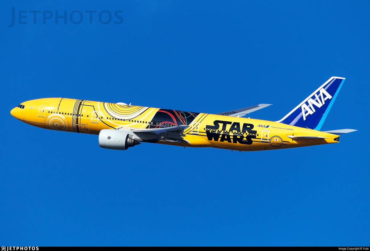 The countdown is on — ANA’s C-3PO 777 will make its final flight on 9 January 2026. The aircraft will conduct a series of special flights from 7-9 January. It is the last of the four total ANA Star Wars special livery jets. Follow the C-3PO jet at flightradar24.com/data/aircraft/…