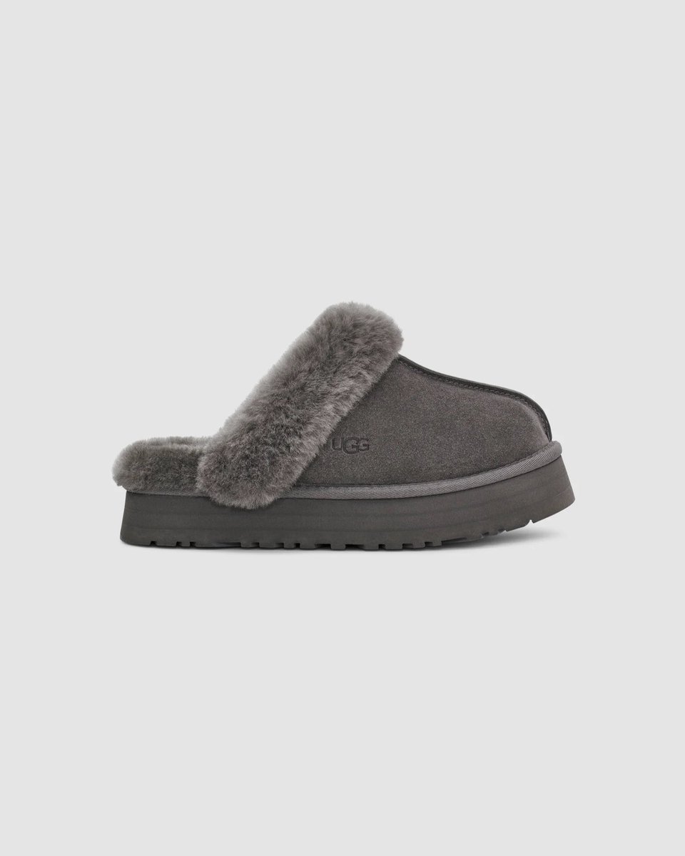 CandysWstore's tweet photo. Pre AUS 

UGG Disquette
🍭4,650 มัดจำ 1,500 บาท
🍭รอสินค้า 2-3 วีค
 
💖 สอบถาม/สั่งสินค้า DM/Line https://t.co/s6XfwEnLcf

#รองเท้า #ugg https://t.co/WFrxozsZFX