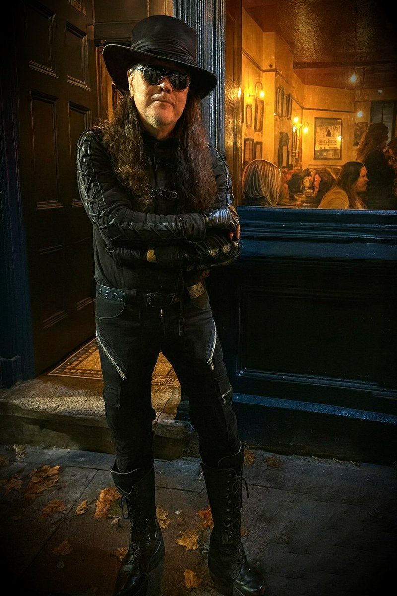 Everyone at the Doghouse is wishing legendary letterer Jim Campbell a full and speedy recovery following his surgery.

Please send the Moonchild Mutie your love and encouragement folks. 👍🏻