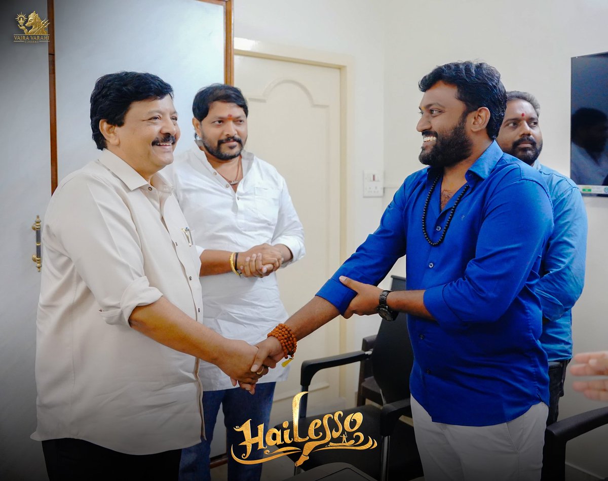 PSPK_Fandom's tweet photo. A monumental moment for team #HaiLesso ❤️
With great pride and gratitude,the team thank Honourable AP Cinematography Minister @kanduladurgesh garu for permitting outdoor filming across the state’s beautiful landscapes
A major,lengthy schedule begins soon❤️🔥
#SwipeUpProductions https://t.co/1rE3c65t80