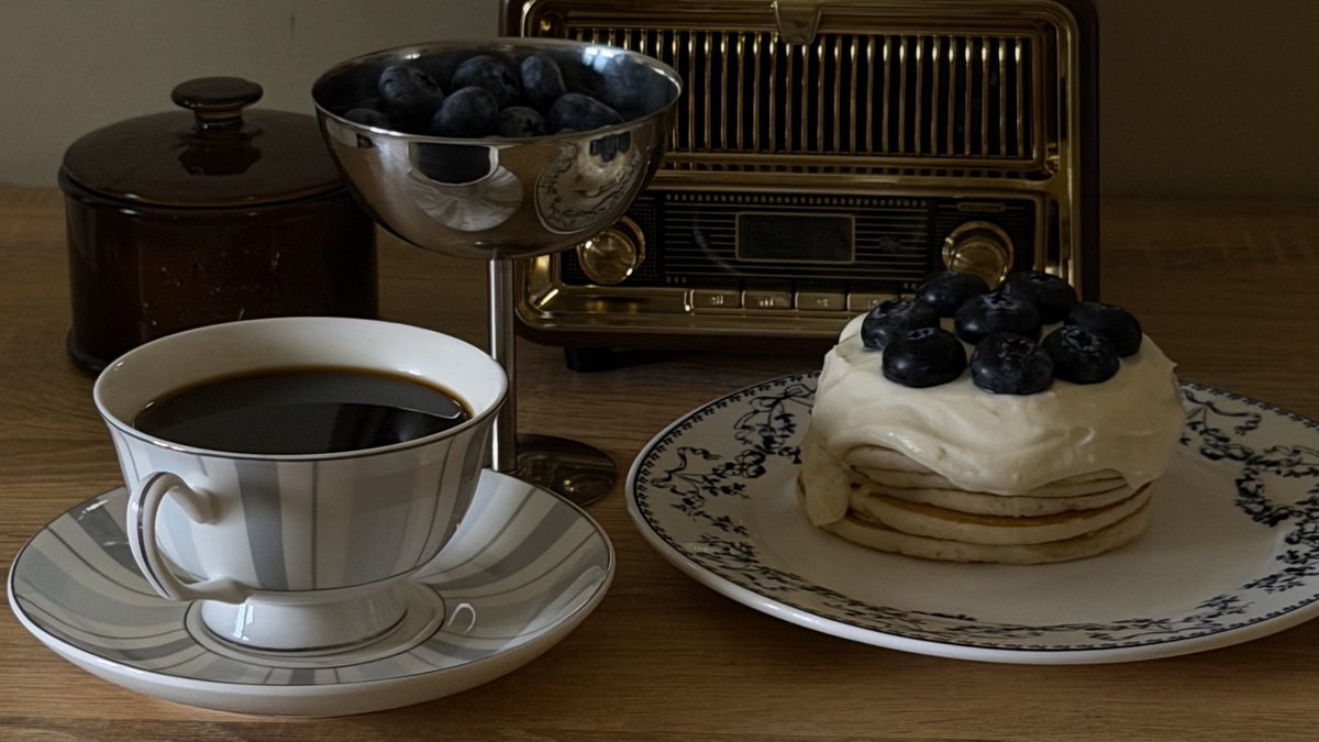 5 Friday.
— Blessed morning