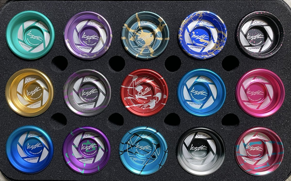 shutter_krownst's tweet image. #シャッター系
#gentrystein
#yoyofactory
#ヨーヨーバッグ

最近、推し活やらカメラ関係やらばかりで、肝心のシャッター系を伝えていなかったので…久々にちゃんとシャッターマンとしての活動をしますね。

とりま最初は軽めに、シャッター系15個バッグを4ケースです( ´-ω-)