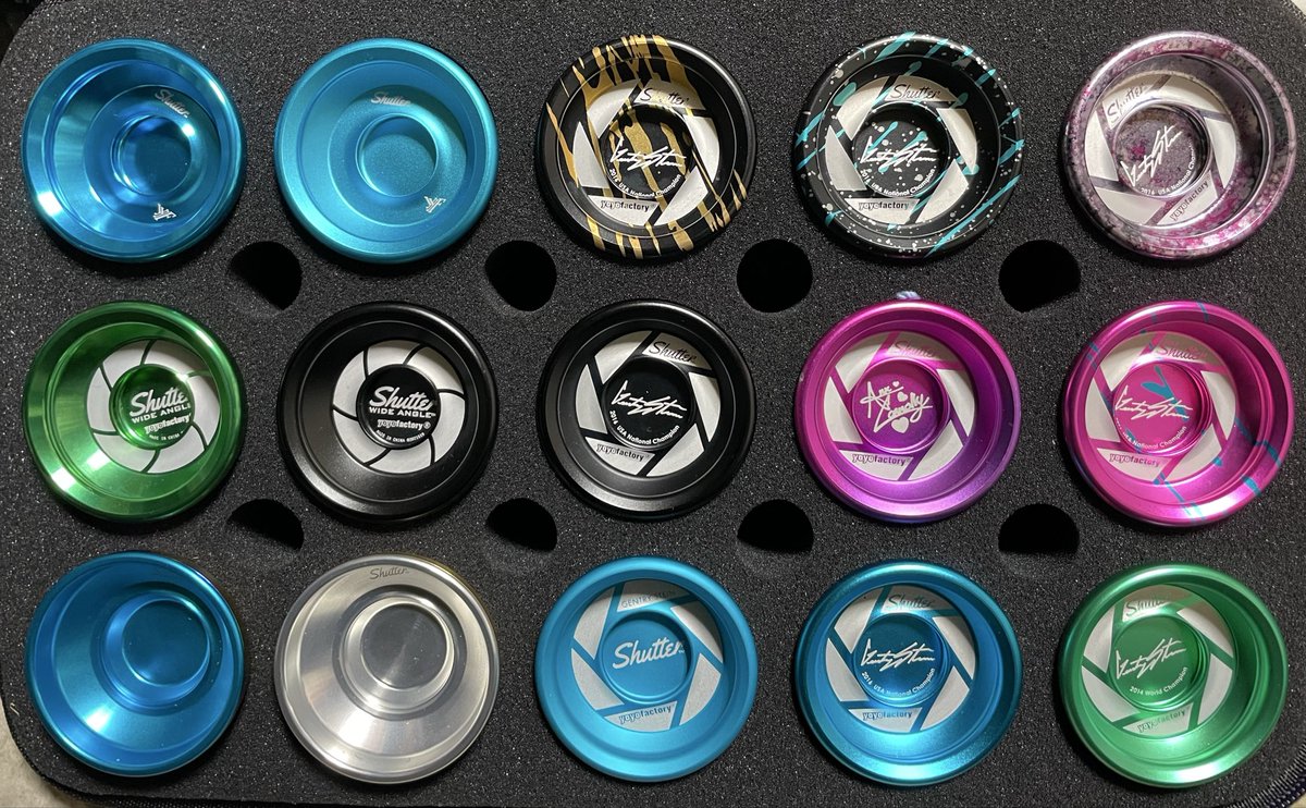 shutter_krownst's tweet image. #シャッター系
#gentrystein
#yoyofactory
#ヨーヨーバッグ

最近、推し活やらカメラ関係やらばかりで、肝心のシャッター系を伝えていなかったので…久々にちゃんとシャッターマンとしての活動をしますね。

とりま最初は軽めに、シャッター系15個バッグを4ケースです( ´-ω-)