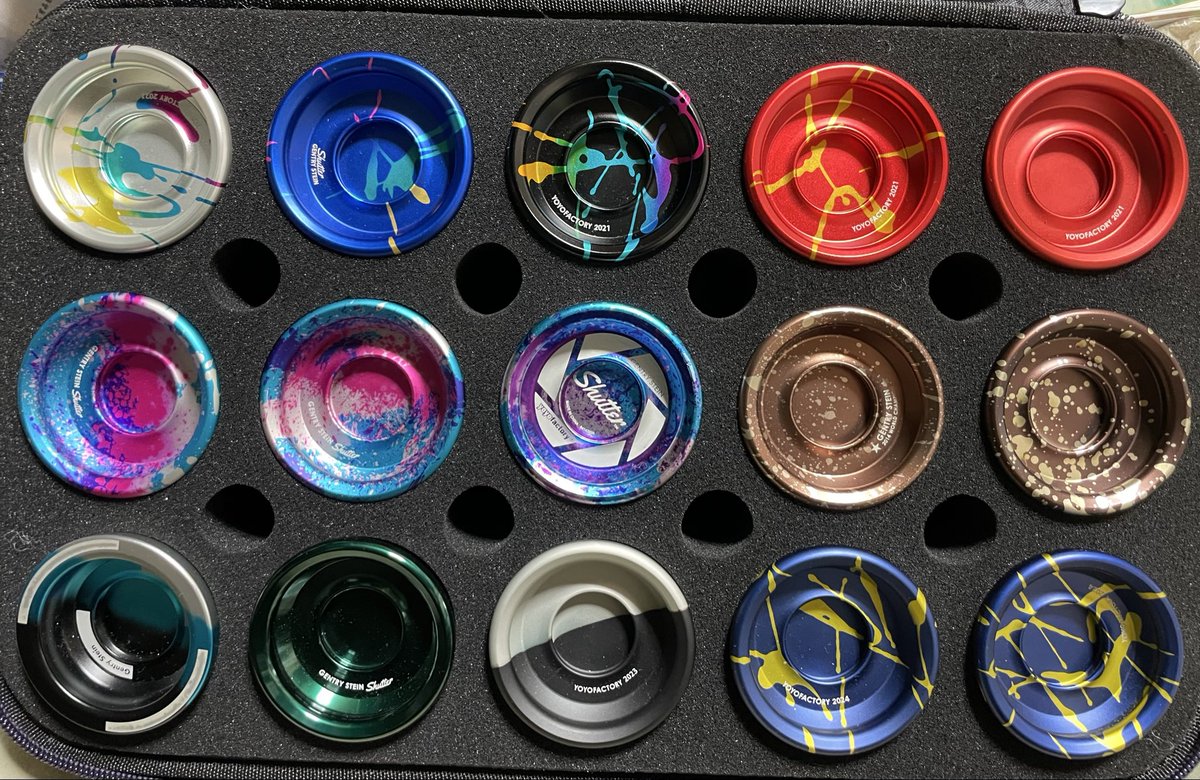 shutter_krownst's tweet image. #シャッター系
#gentrystein
#yoyofactory
#ヨーヨーバッグ

最近、推し活やらカメラ関係やらばかりで、肝心のシャッター系を伝えていなかったので…久々にちゃんとシャッターマンとしての活動をしますね。

とりま最初は軽めに、シャッター系15個バッグを4ケースです( ´-ω-)