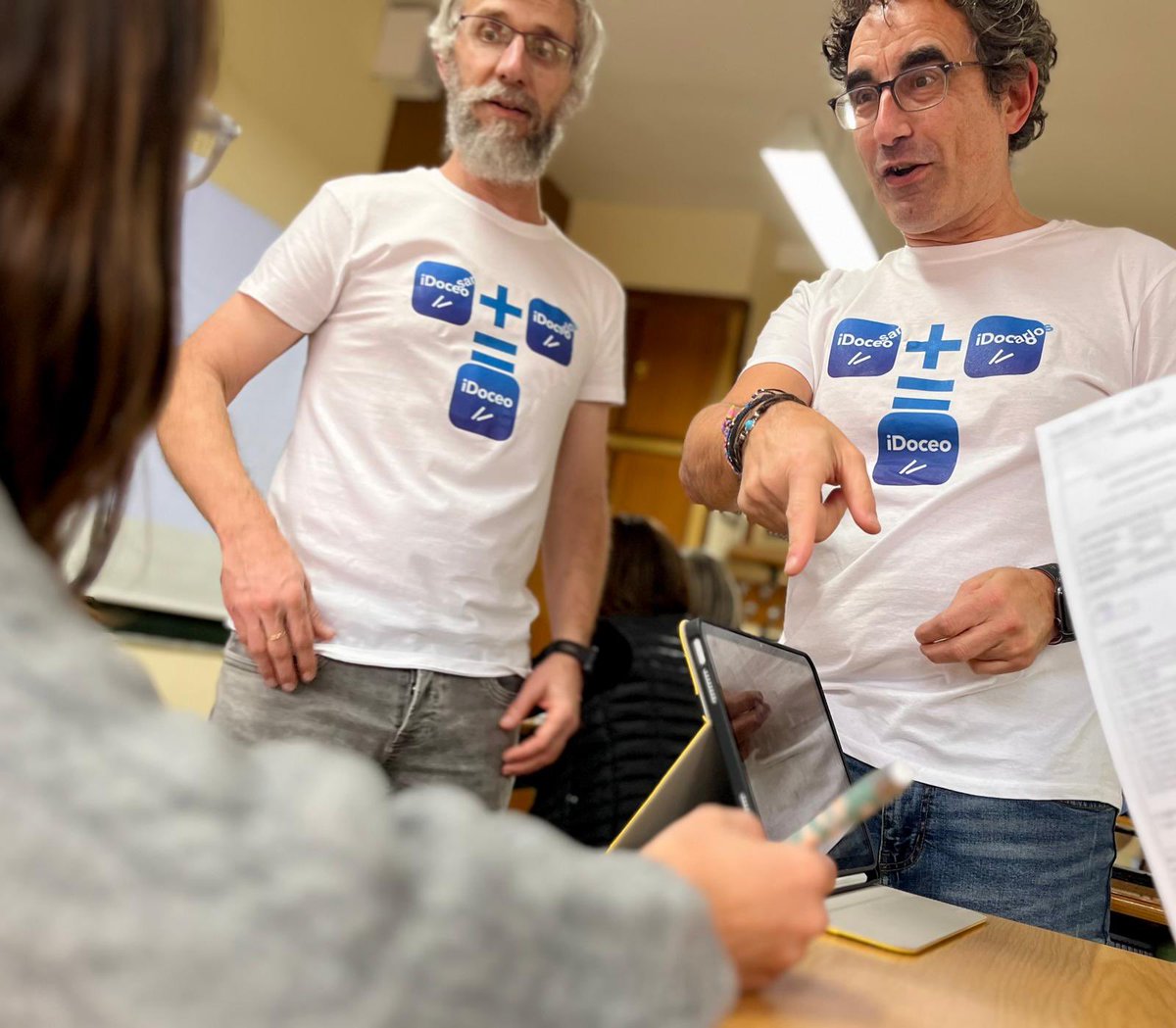 Innovación en el aula, de la mano de nuestros  expertos en TIC💻
Nuestros profesores aprenden IDoceo, una de las herramientas de evaluación más punteras .

La formación continua es la base de una enseñanza de calidad.
Pasión por enseñar, pasión por aprender. ❤️📝