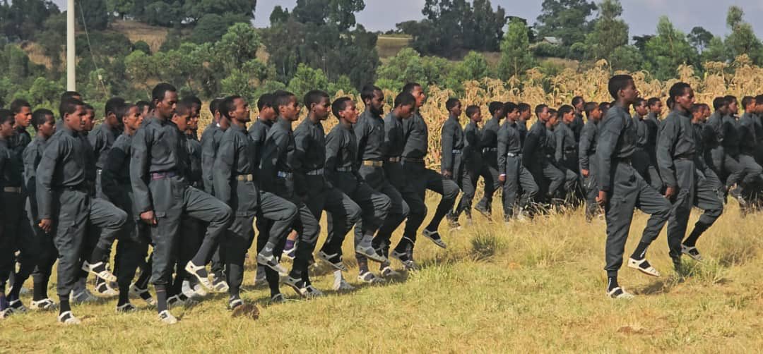 dagmawi_belay's tweet photo. Authentic ፋኖ ስራ ላይ ነው:-
=================================
ብ አዴን ፋኖ ናቸው በሚል አስርጎ ያስገባቸው ባንዳዎች አንድ ባንድ እየተንጠባጠቡ ነው:: ማስረሻ ሰጤ ባንዳ መሆኑን የተረዱት መለኛዎቹ የጎጃም ፋኖዎች ከጎጃም ምድር ሲያባርሩት  ማን ነበር አቅፎ ተቀብሎ አመራር ነህ ብሎ የተቀበለው? እስክንድር ነጋ!  እስክንድር ደካማና በጣም ሰነፍ (poor judgement and incompetent) ሰው ስለሆነ አውቆም ይሁን ሳያውቅ በፋኖ ስም ያደራጃቸው ሰዎች በሙሉ  አገዛዙ ፋኖን እንዲሰልሉ አስርጎ ያስገባቸውን ሰዎች ናቸው::  ፀዳሉ ቆራጡ  መስፍን ኢያሱ ጌታ አስራደ ማስረሻ ሰለሞን አጣናው ወዘተ የብ አዴን ብልፅግና assets ናቸው::  ለ አናራ ፋኖ ብሄራዊ ሀይል ኮማንድ አመራሮች የማስጠነቅቀው አንድ ነገር አለ በአንድነት ስም እነዚህ ን ሰዎች የአማራ ፋኖ ብሄራዊ ሀይል ተቀብሎ የሚጏዝ ከሆነ ትልቅ ስህተት እንደሰሩ አውቀው ወደ ፊት ለሚመጣው ኪሳራ ተጠያቂ እንደሚደረጉ ይወቁት:: ከአፋህድ የሚመጣን ማንኛውንም ሰው በደንብ scrutinize ሳይደረግ አመራርነት የማይታስብ ነው አባል ለማድረግ ራሱ ጥንቃቄ ያሻል:: ይህን ምክር ሳይሰማ እነዚህን ሰዎች የፋኖ አመራር ማድረግ ማለት ራስ ላይ እንደ መተኮስ ይቆጠራል::  ማስረሻ ሰጤ ያገዛዙ mole መሆኑ እየታወቀ ሁለት አመት ሙሉ ምንም እርምጃ አፋህድ ሳይወሰድ ሰውዬው እጅ ሰጠሁ ሲል ሮጦ መግለጫ ማውጣት ፋይዳ ቢስ ብቻ ሳይሆን የሆነ ሴራ ስለነበር ነው::  የእስክንድር poor judgement and lack of integrity ትግሉን በትንሹም ቢሆን ጎድቶታል ይህ ግለሰብ በምንም አይነት መንገድ አመራር ወይም ሀላፊነት ላይ መቀመጥ የለበትም:: እስክንድር ነጋ የሰራቸው ስህተቶች ሌላ ድርጅት አሰራር ላይ ቢሆን ቅጣትና እስር የሚያስከትል ነው:: ለማንኛውም ትክክለኛ ፋኖዎች በመስመራቸው ላይ ናቸው :: አፋብሀ አዳዲስ ፋኖዎችን ማሰልጠንና ማደራጀቱን ቀጥሎበታል:: ከስር ያሉት ምስሎች አንድ ማስረጃ ነው::