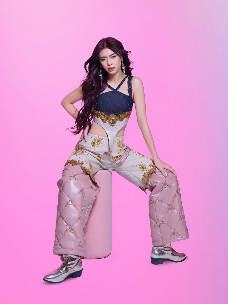 #BINI : #BINIFIED Photo Series [ Mikha ] 

Check out more photos here!
📸 facebook.com/share/1EgYuVdA…?

#BINI #BINIfiedPHArena <a href="/bini_mikha/">mikha</a>