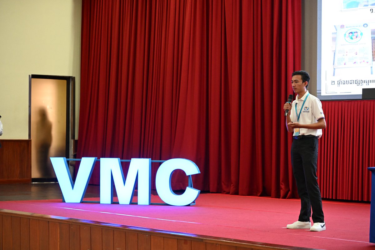 UNFPACambodia's tweet image. Today marks the closing of the 3-day Final #VMC Competition, where 26 youth volunteer groups across Cambodia came together to share what they achieved in their projects.

UNFPA thanks to @moeyscambodia, our development partners, and the youth leaders for making this happen.