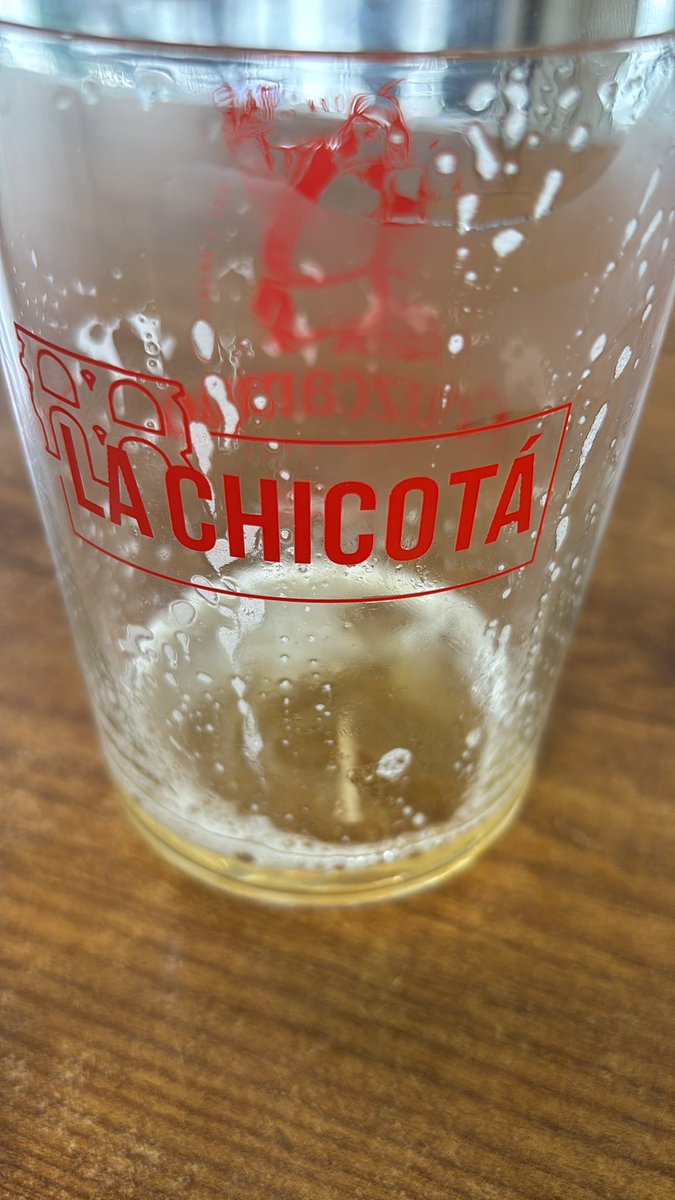 Me voy ya a casa o salgo volando de aquí?

Qué hable el pueblo.