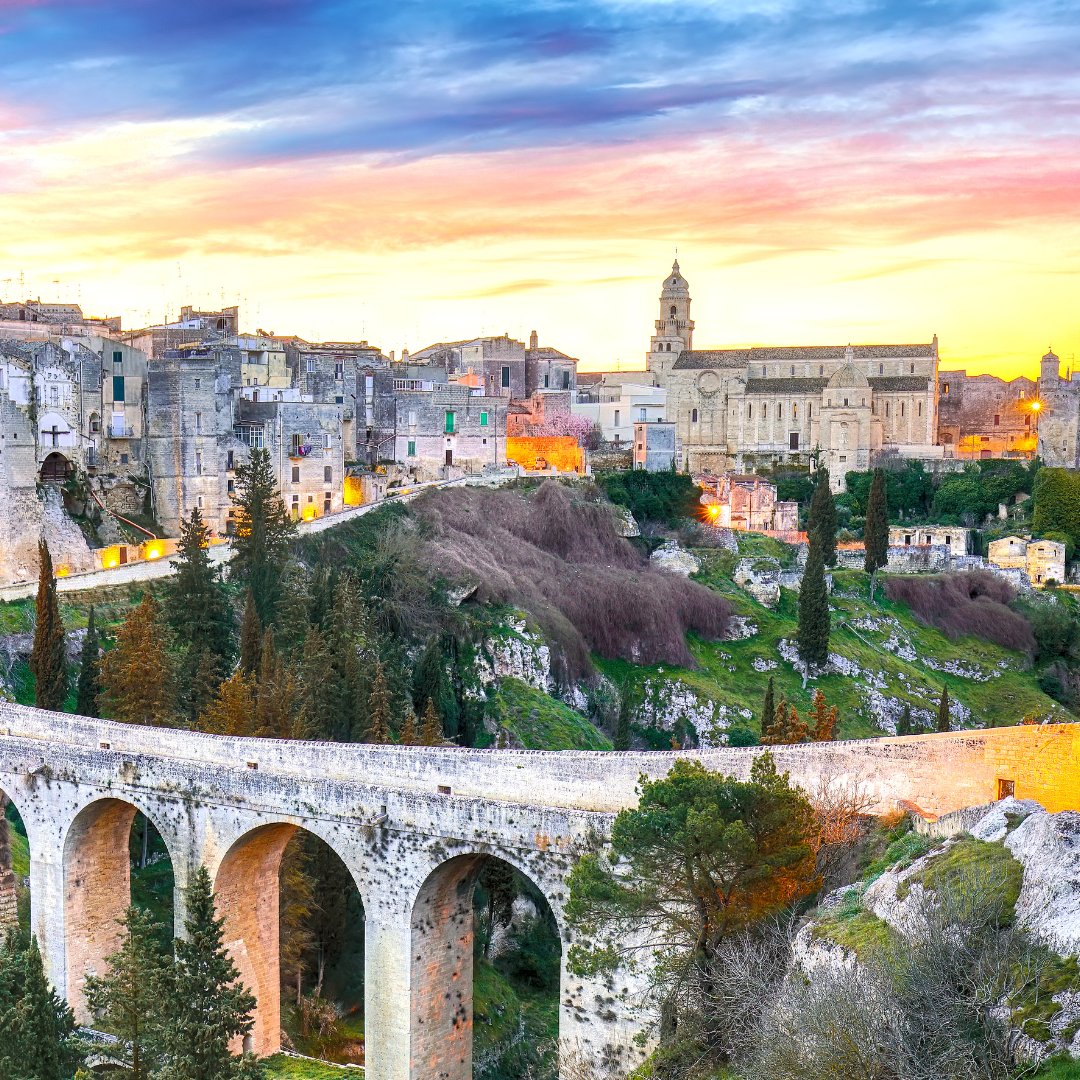TheItalyBeacon's tweet photo. Puglia’s splendor: Breathtaking landscapes and seas. The Pugliesi are warm &amp; hospitable. The reformation light, however, never reached (tangibly) this deeply Catholic land. Pray the Gospel advances in #Puglia.
Learn more: https://t.co/cRAC9Rh7xb
#PracticalMissions https://t.co/2Ut8kvaQJz