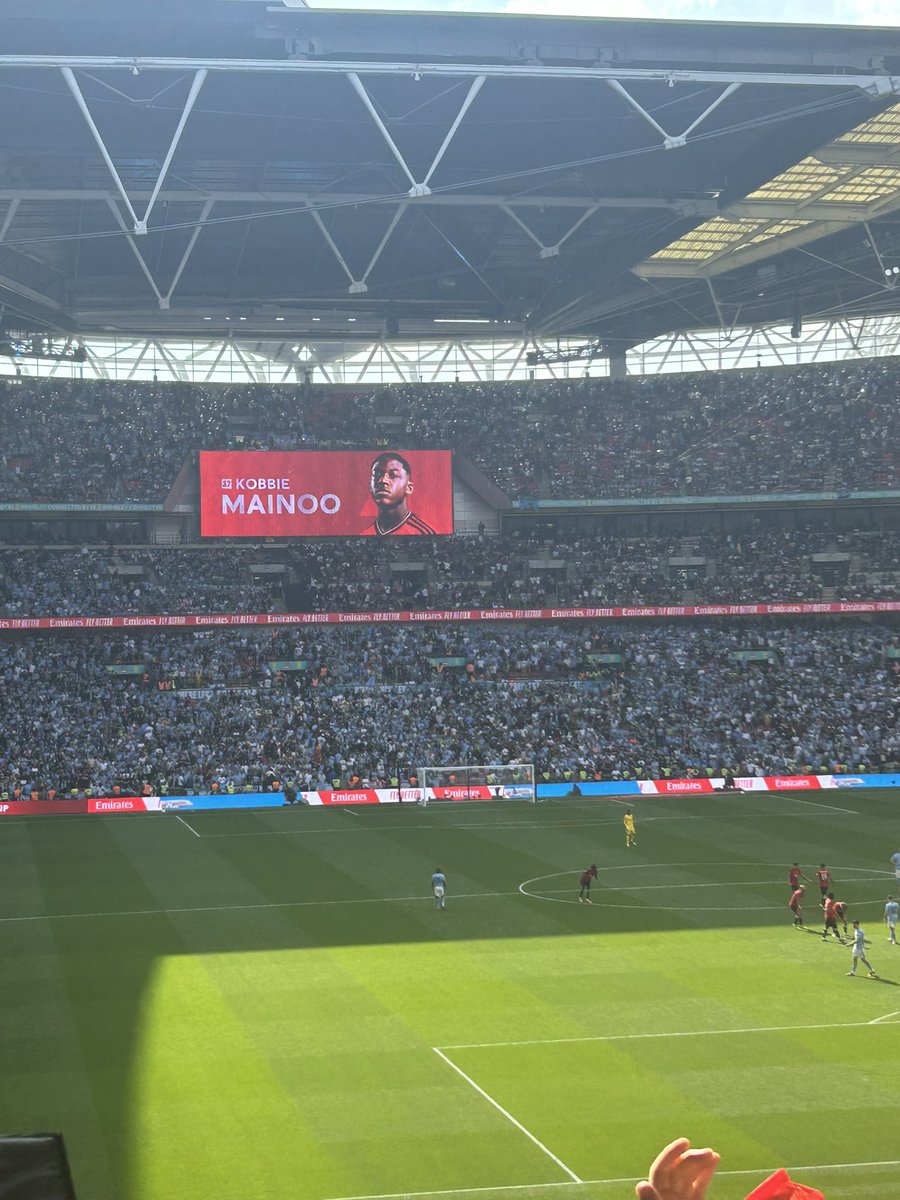 DznerV3's tweet photo. The real fans are behind you. https://t.co/P5aborEgNW