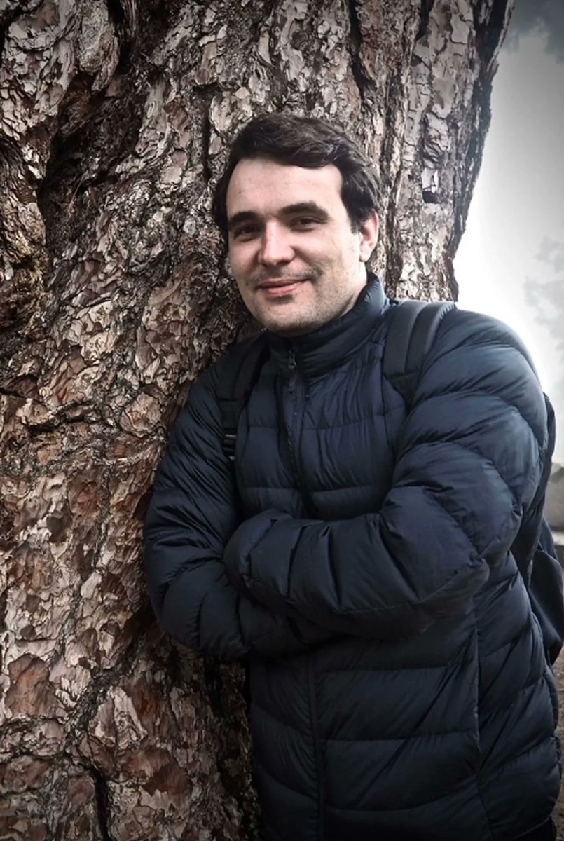 🇫🇷 La FFR apporte tout son soutien à Christophe Gleizes, journaliste sportif français actuellement détenu en Algérie.
 
La liberté de la presse est un pilier indispensable : nous appelons à ce qu’il puisse retrouver la sienne au plus vite.
 
Au nom de toute la famille du rugby,