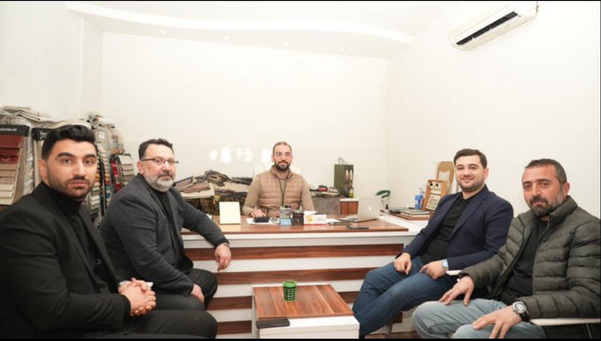 İş yerimize gelerek , bizleri onure eden Sayın Vekilimiz Av.Mesut BOZATLI’ya nazik ziyaretlerinden dolayı teşekkür ederiz.. Gaziantep esnafına olan ilgi ve destekleri bizler için çok kıymetli..<a href="/mesutbozatli/">Av.Mesut Bozatlı 🇹🇷</a>