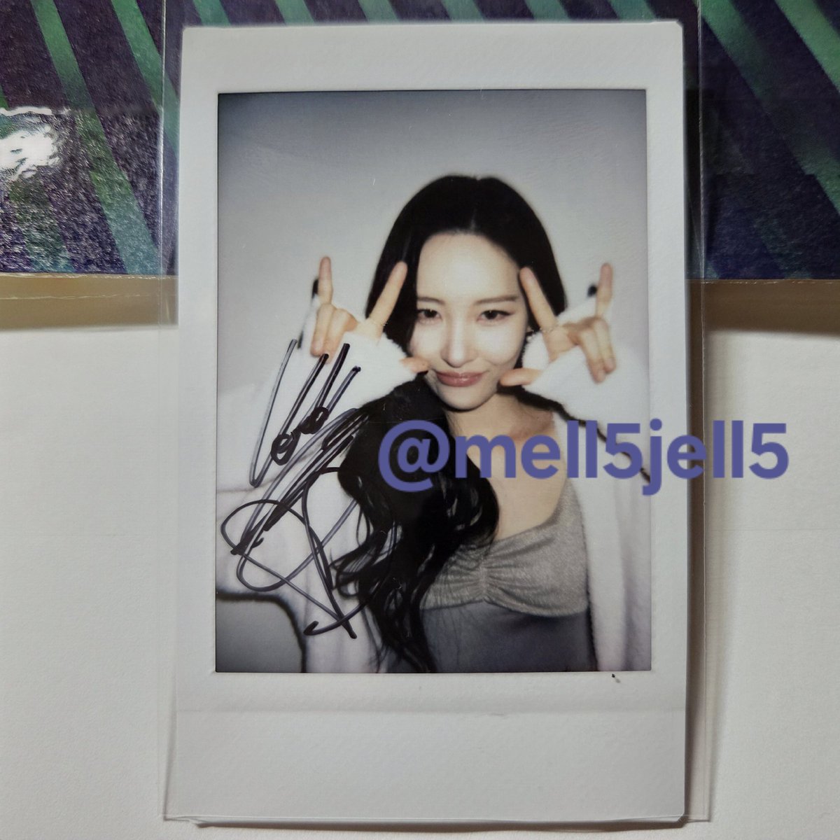 싸인폴라 도착💜 넘으 예쁘........