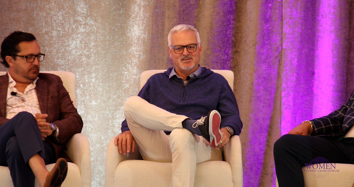 PAFoodMerchants's tweet image. PFMA member @UNFI highlighted strong leadership at the Women in Supply Chain Forum. Melissa Sax, Jill Furman, Letta Jenkins, Renee Spear, and CSCO Mark Bushway shared how mentorship and collaboration are building a stronger, more inclusive supply chain.

#UNFI #SupplyChain #WISC