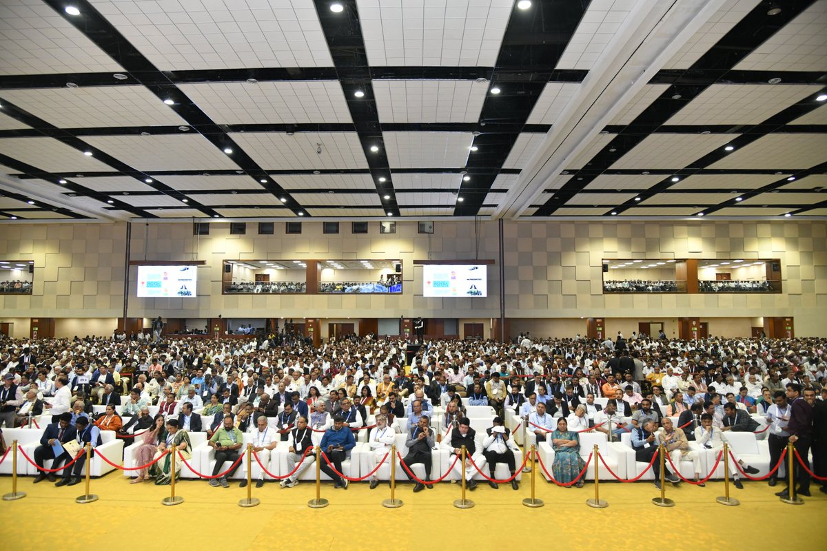 Hon’ble Union Home &amp; Cooperation Minister Shri <a href="/AmitShah/">Amit Shah</a> Ji launched the EARTH Summit in Gandhinagar, along with the ‘Sahakar Saarthi’ initiative, digital services and a report for strengthening the cooperative sector.