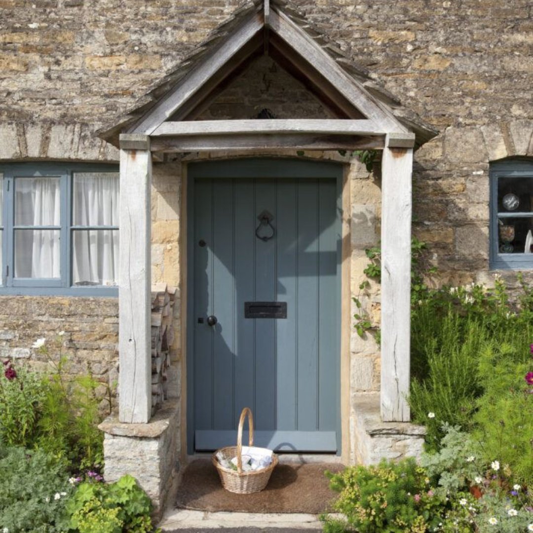 MORE HANDLES tweet media