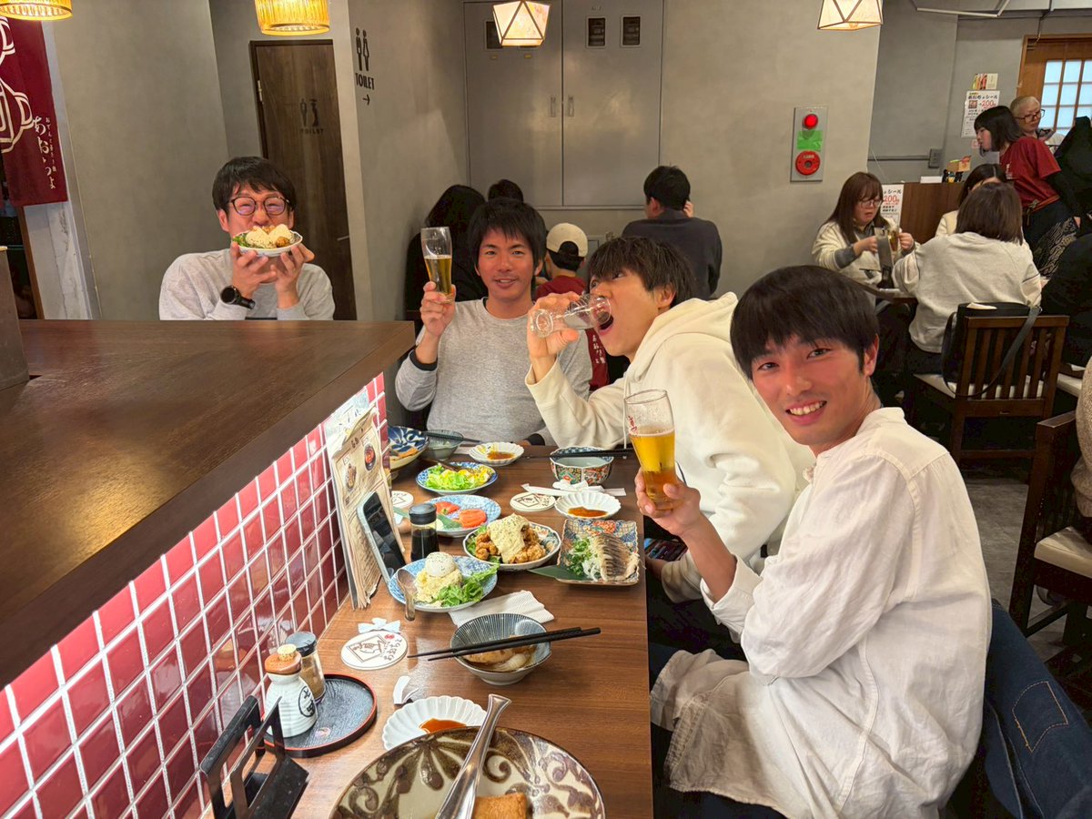 ぱやお tweet media