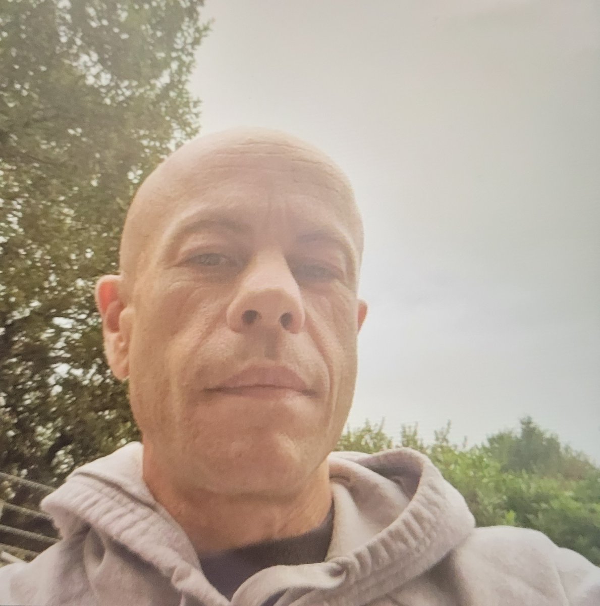 We are concerned for Gareth, 45, who has not been seen for 2 days.

His disappearance is extremely out of character. Police believe he has been in Kensington, Paddington and Hyde Park areas in the last 24 hours.