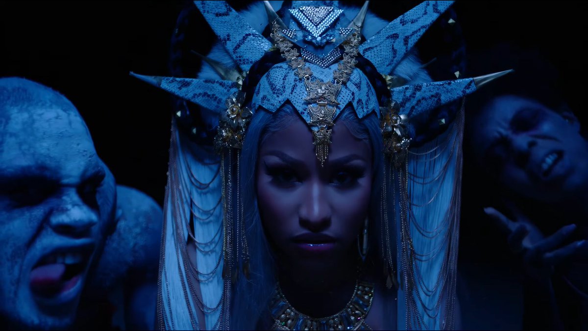 i need more music like HARD WHITE
i love this MV
I love this Song