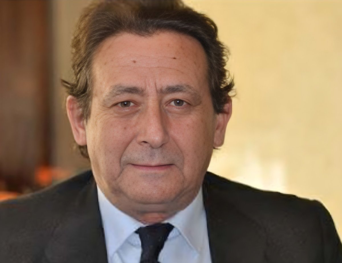 aprensamadrid's tweet image. ▶️ Fallece el periodista, escritor y humorista Alfonso Ussía, maestro del columnismo y de la sátira cutt.ly/JtieLHpI D. E. P. 

▶️ Fue uno de los articulistas de referencia de la prensa española, firma estrella de 'ABC' durante los años 90, así como colaboró en espacios…