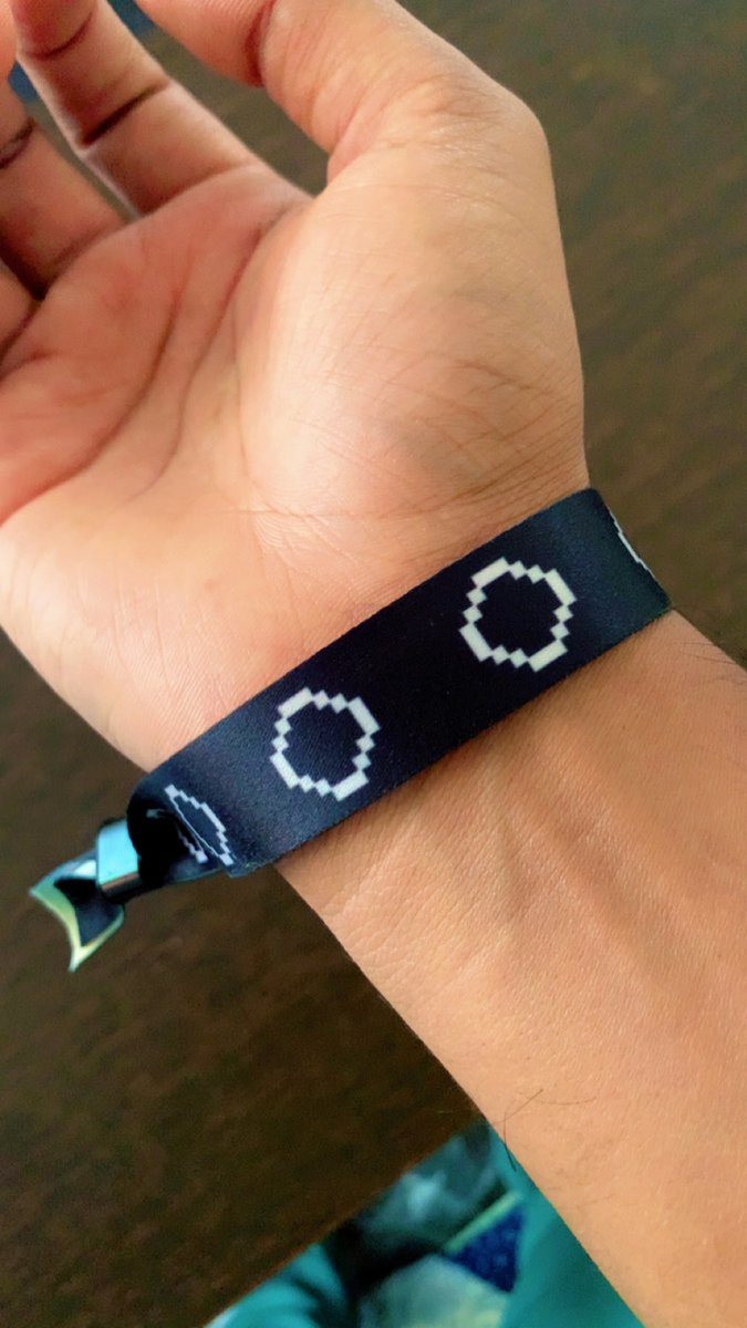 Ashu26081999's tweet photo. Huge thanks to the Gensyn team for the awesome merch at the Bengaluru Community Meet-Up! 🎁
Loved the vibe, the conversations, and the vision for decentralized AI.
Walking away with both swag and inspiration 💚⚡️
  
@gensynai 
#Gensyn #CommunityMeetup #Bengaluru #DecentralizedAI
@S4Sanjay_das