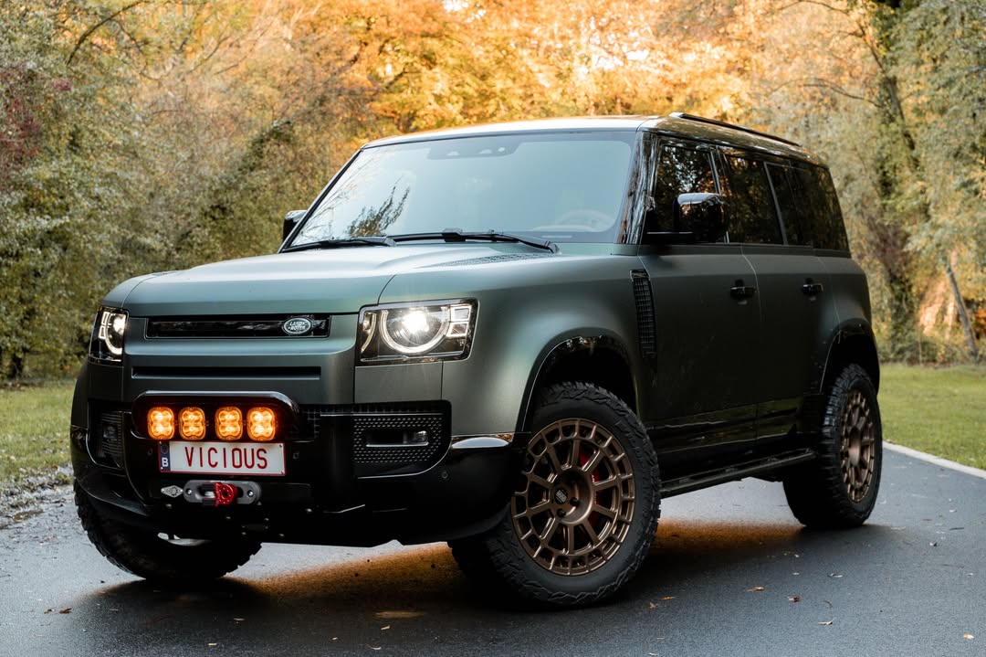 BRAIDwheels's tweet image. The Forged Storm in bronze, designed for the Land Rover Defender, combines durability and premium style.
✅ Size: 9"x20"
✅ Offset: ET20
✅ Color: Bronze
🔥 Give your Defender a bold and unique look.
#BRAIDWheels #ForgedStorm #offroadwheels #thewheeltailors