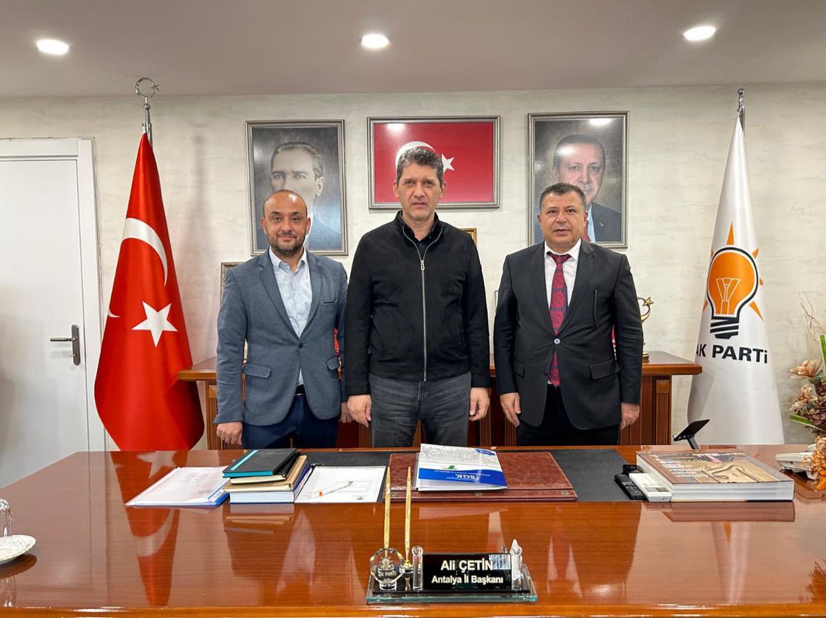İl Müdürümüz Mehmet TANRIÖVER, Ak Parti Antalya İl Başkanı Sn. Ali ÇETİN' i makamında ziyaret etti. Misafirperverlikleri için kendilerine teşekkür ederiz.
<a href="/sgksosyalmedya/">SGK</a> <a href="/over_mehmet/">Mehmet TANRIÖVER</a> #sgk #Antalya