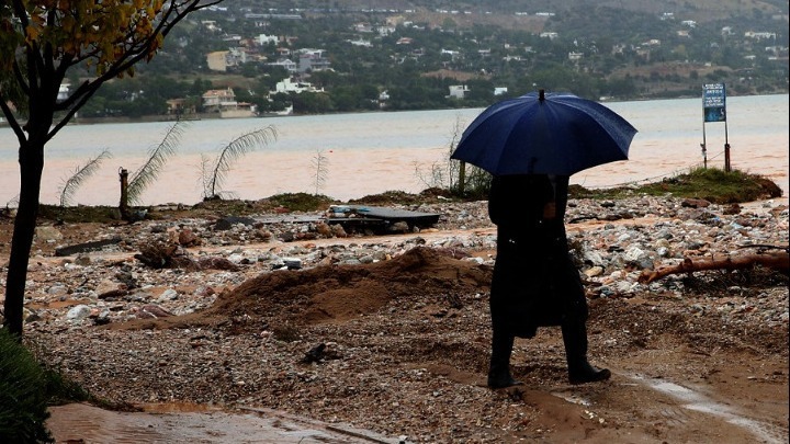 Heavy rain to continue until Saturday noon

amna.gr/en/article/954…