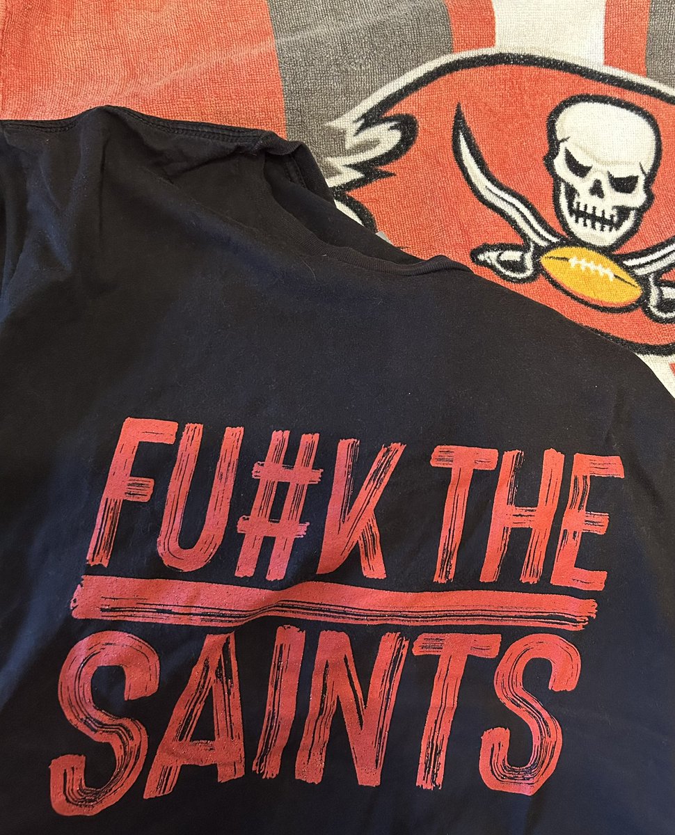 tst1860's tweet image. No #BucsGermanyInvasion2025 without this shirt!!!
See ya tomorrow @CityofTampa 🎉🏴‍☠️
@BucsGermany @krewecast 
#WeAreTheKrewe #BucsGermany🏴‍☠️ #FuckTheAints