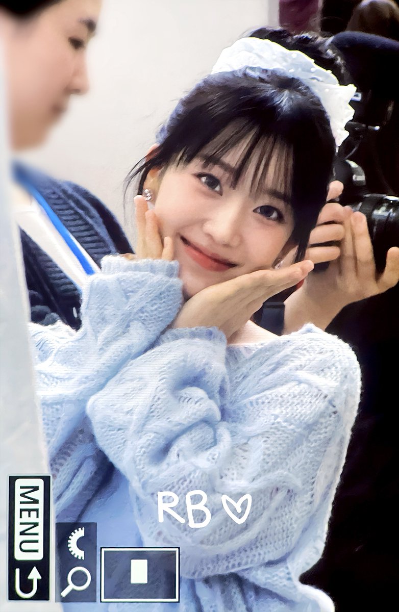 RBsumin's tweet image. 251205 배수민이 좋다고 말해 😭😭😭😭😭😭😭😭😭😭😭😭 #STAYC #SUMIN #스테이씨 #수민 #수민이_예뿌니