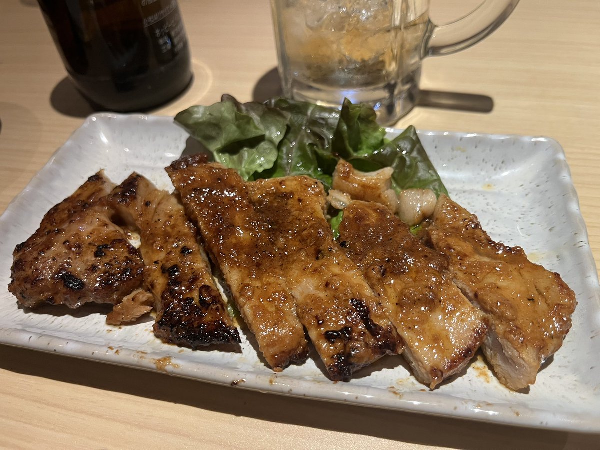 mizuyahako's tweet photo. 社会人になってから初めて飲んだお店で、今もこうして飲めているの、幸せ以外のなにものでもないですね
大好きですよ、徳兵衛 https://t.co/Us2YzXEMkU