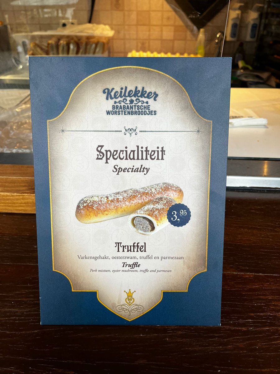 Ik wil vooral iedere maand naar de Efteling voor Danse Macabre, nieuwe souvenirs en nieuwe snacks. Dit klinkt toch goddelijk? #efteling