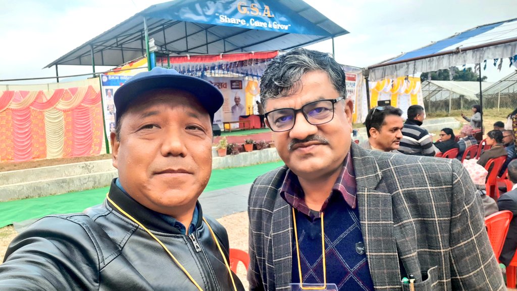 अग्नि, कल्प, कर्ण, धराजस्ता महाकाव्यका सर्जक, प्रसिद्व साहित्यकार तथा संचारकर्मी आदरणीय डा. नवराज लम्साल <a href="/NabarajLamsal/">Dr. Naba Raj Lamsal</a> सँग आज हेन्जा साहित्य महोत्सवमा भेटघाटको अवसर जुर्‍यो ।