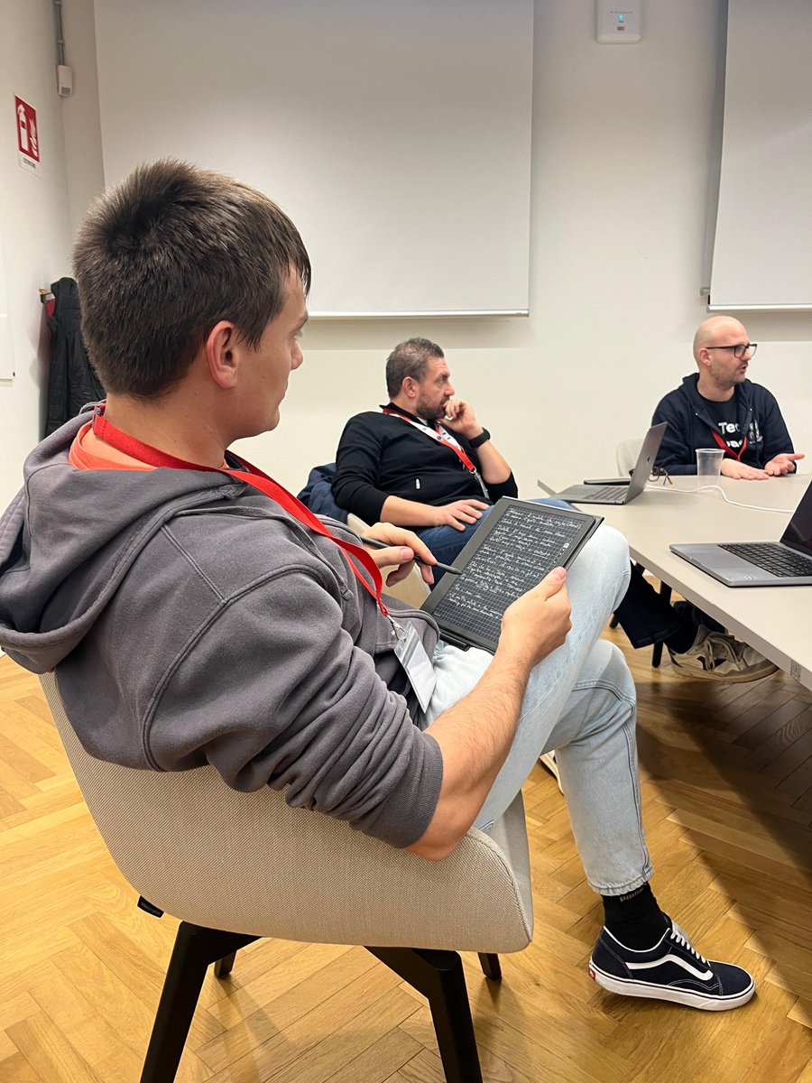 Team CodicePlastico tweet media