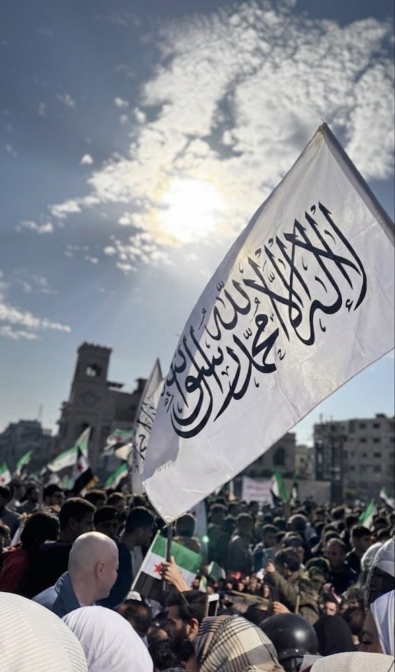 مباشر من مظاهرات ذكرى تحرير حماة الفداء 🤍