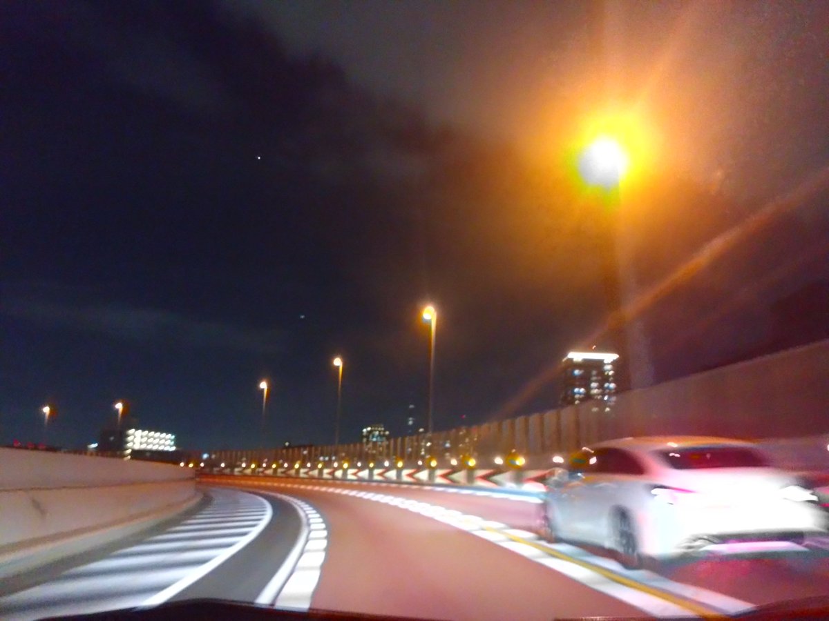 rockupsls's tweet photo. すごく好きな光景。
なぜか胸がぎゅってなった。 https://t.co/XyhxvcVoiP