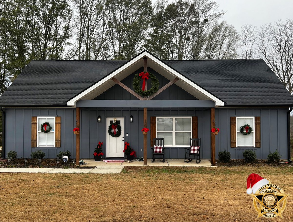 HaralsonSheriff's tweet image. Good Friday morning, Haralson. We hope y’all have a fantastic day!

"Blessed is the season which engages the whole world in a conspiracy of love." – Hamilton Wright Mabie

#HaralsonMornings
#HaralsonChristmasSeason
#FinallyFriday
#Weekend
#HCSO