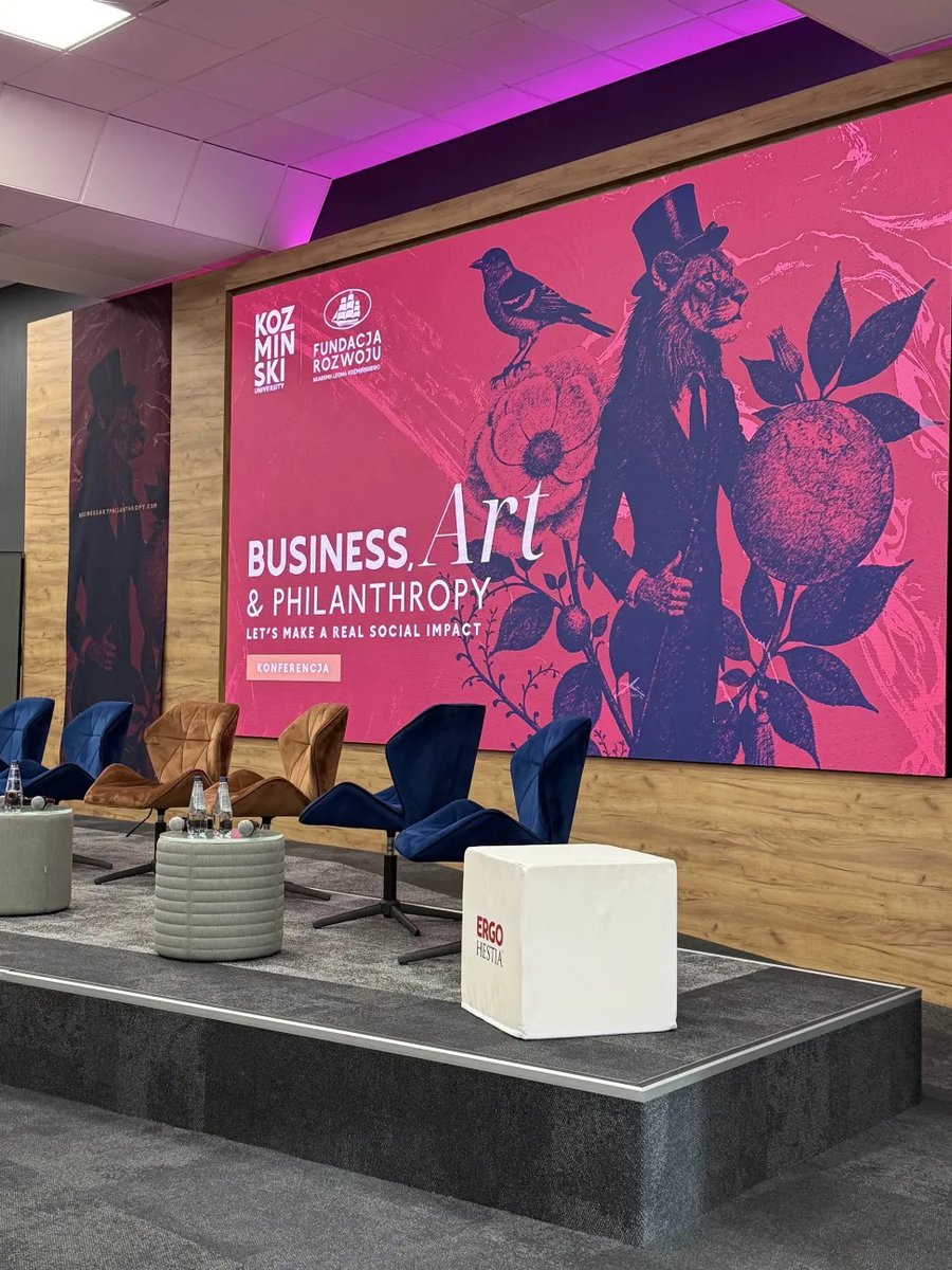 articollect tweet media